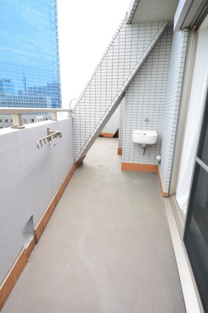 モアグランデ浜松町　ルーフバルコニー