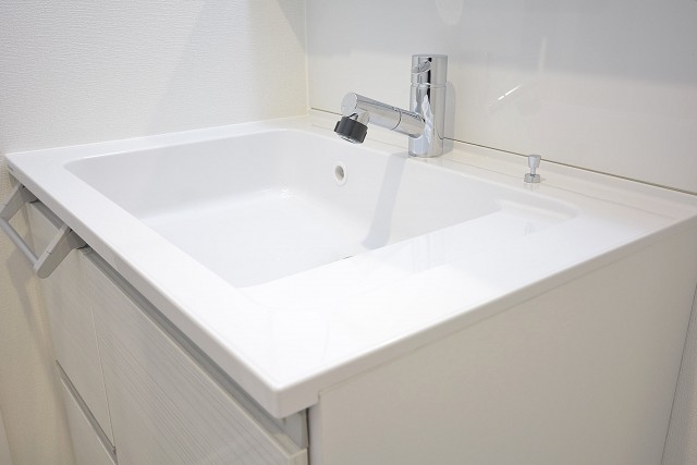 カウンター一体型洗面ボウル