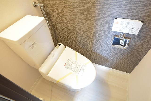 ウォシュレット付きトイレ