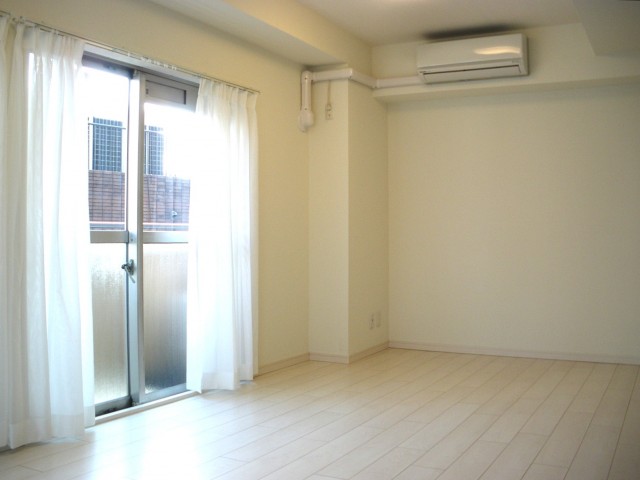 ダイアパレス御苑前