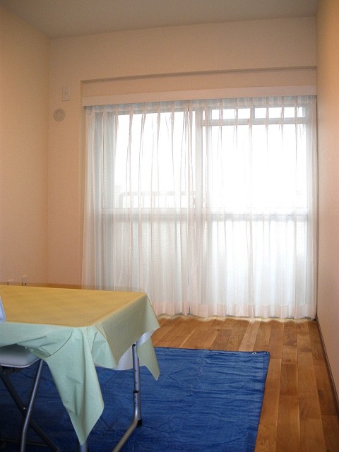 方南町ハイツ　約6.4帖の洋室