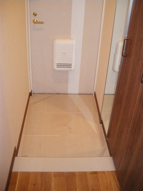 方南町ハイツ　玄関ホール