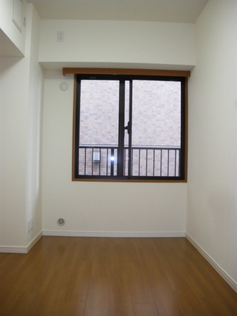 クレストコート中落合