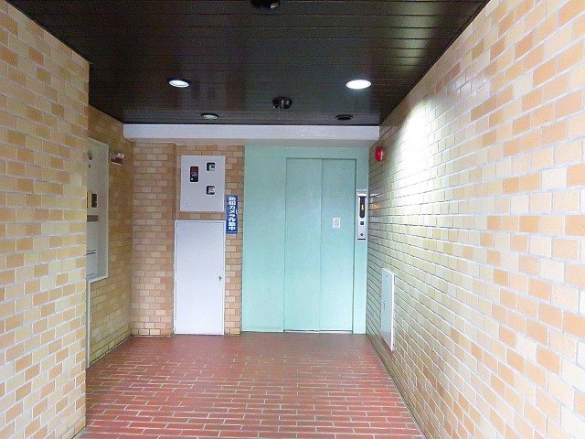 二子玉川ロイヤルマンション　エレベーター