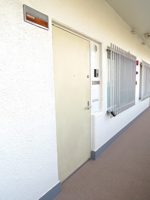 二子玉川ロイヤルマンション　玄関扉