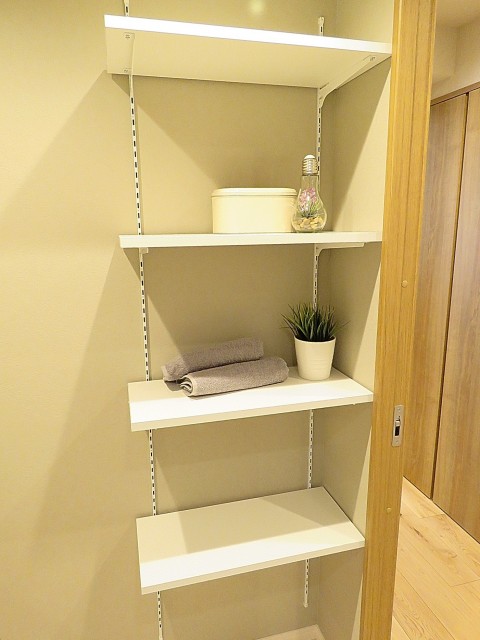 二子玉川ロイヤルマンション　リネン棚