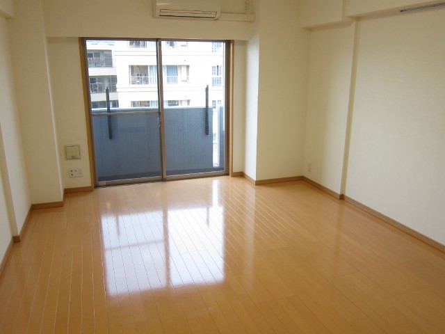 クレアシオン浅草Ⅱ　ＬＤＫ