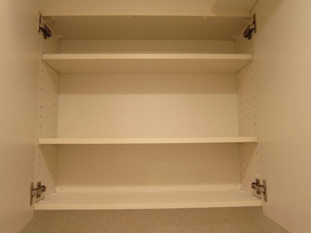 クレアシオン浅草Ⅱ　トイレ収納