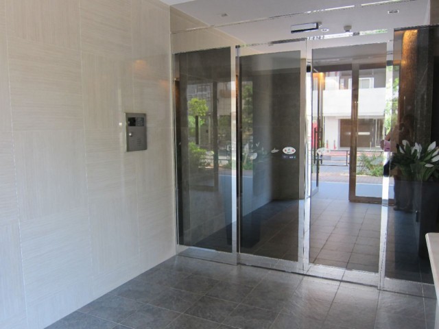 EXZA浅草ＥＡＳＴ　エントランス