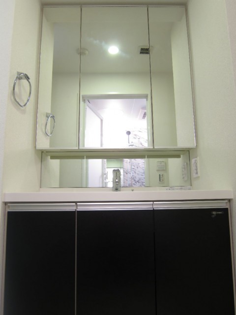 EXZA浅草ＥＡＳＴ　洗面化粧台