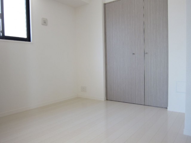 EXZA浅草ＥＡＳＴ　約4.3帖の洋室