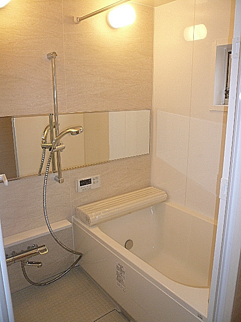 青山アジアマンション　バスルーム