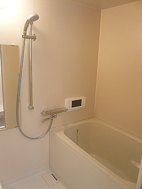 馬事公苑前ハイム2号棟　バスルーム