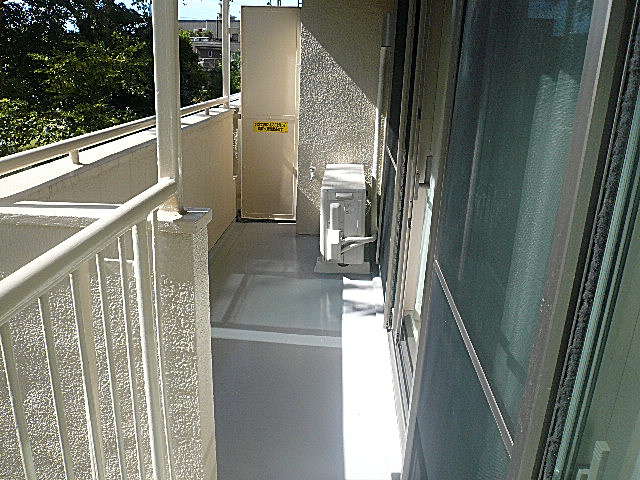 馬事公苑前ハイム2号棟　バルコニー