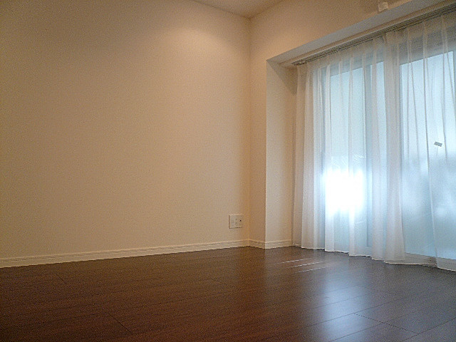 パシフィック馬事公苑前