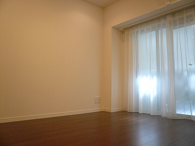 パシフィック馬事公苑前