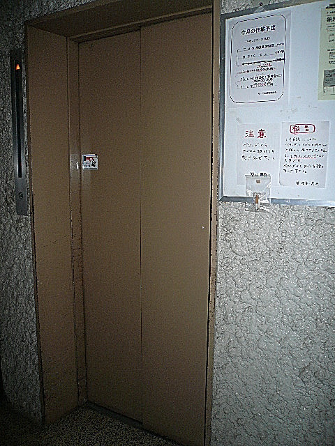 カーサ池尻　エレベーター