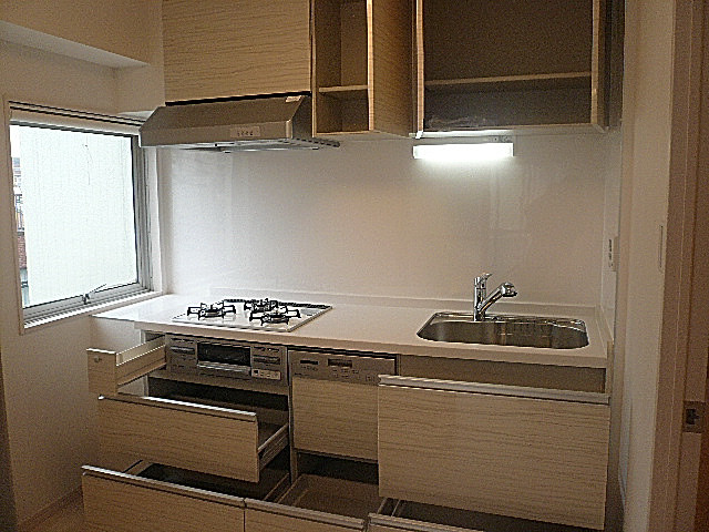 ライオンズマンショングリーン白金　キッチン