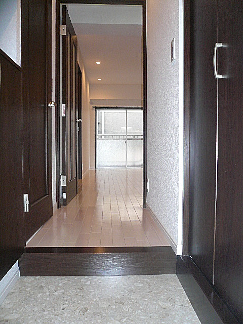 メゾン・ド・エビス　廊下