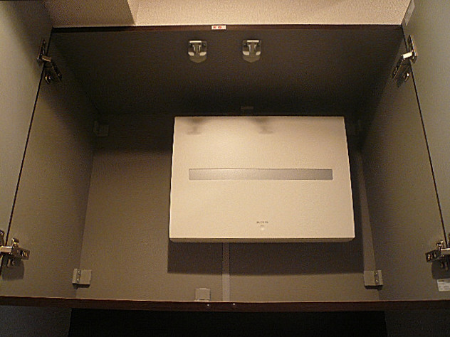 メゾン・ド・エビス　玄関収納