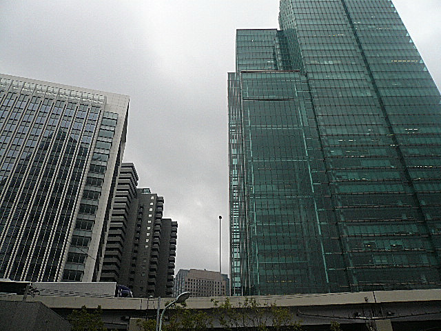 コープ野村六本木Ⅱ　駅周辺