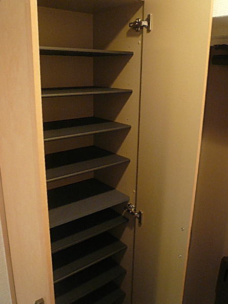 コープ野村六本木Ⅱ　トールサイズの玄関収納