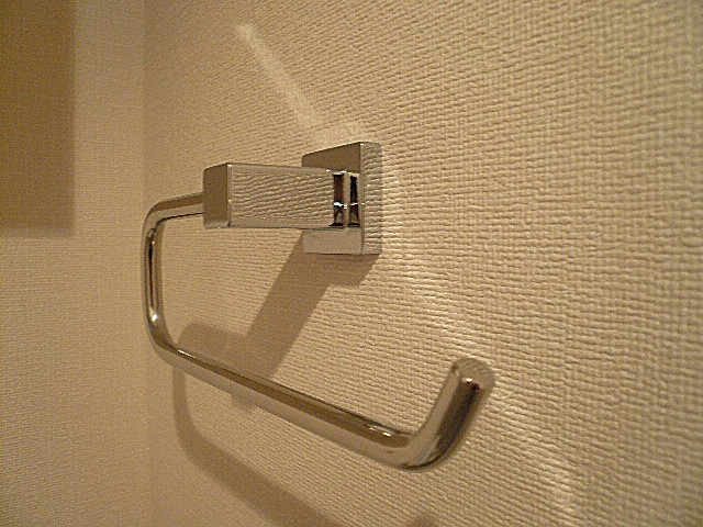 麻布狸穴ナショナルコート　タオルハンガー