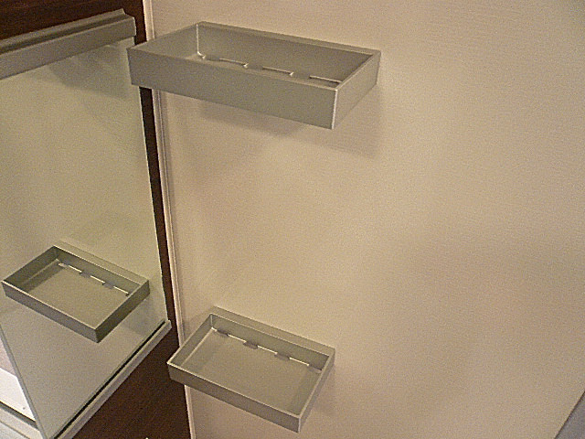 麻布狸穴ナショナルコート　トレイ