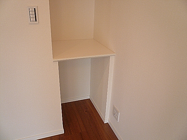 ＬＤＫにある真っ白なカウンター