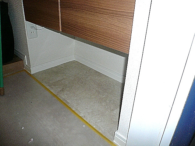 マンション都立大　玄関収納203