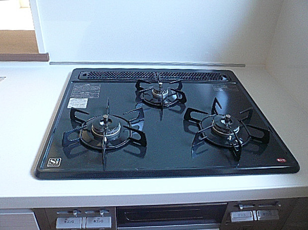 マンション都立大　料理がスムーズ3口コンロ203