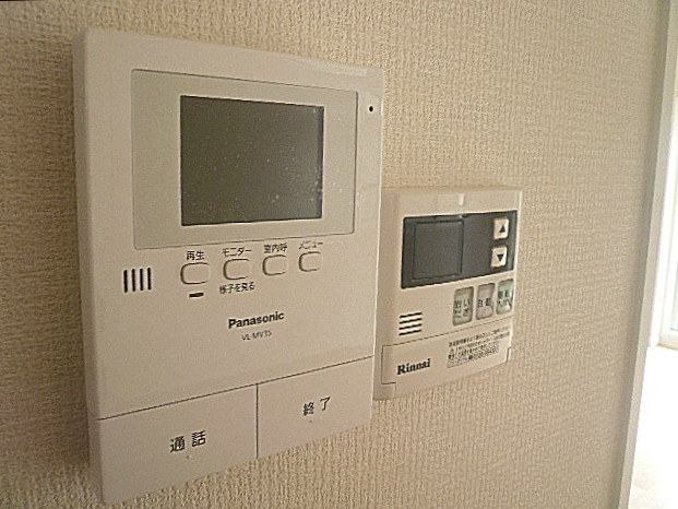 マンション都立大　カラーＴＶモニター付インターホン203