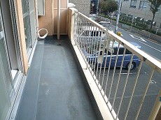 マンション都立大　南向きバルコニー6.48㎡203