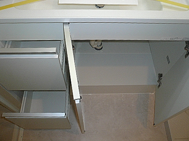 マンション都立大　収納203