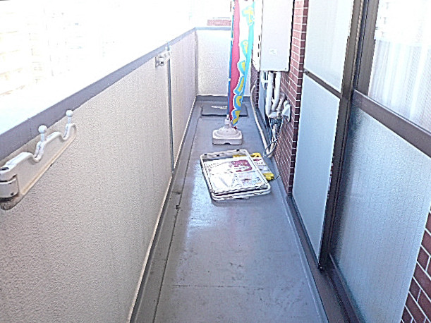 セブンスターマンション東山　広々しているバルコニー。