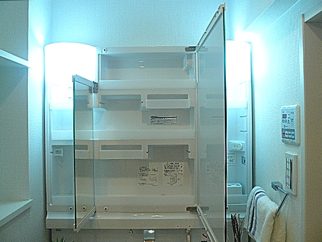 セブンスターマンション東山　洗面台　収納です。