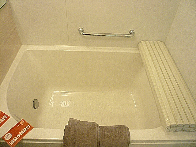 セブンスターマンション東山　浴室　浴槽。