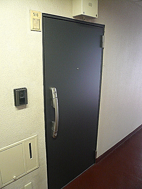 六本木ハイツ　玄関