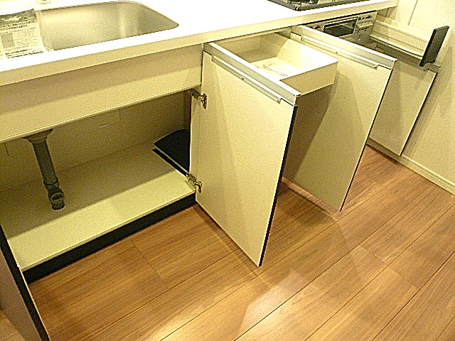 ライオンズマンション駒沢　システムキッチン