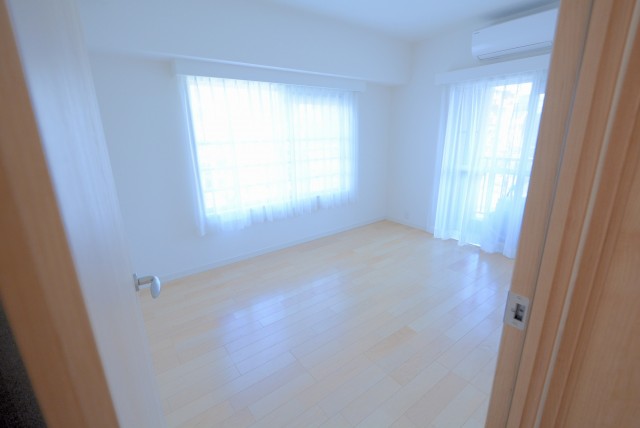 タイガー小石川ハイツ 洋室１