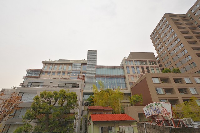 麻布狸穴ナショナルコート バルコニー