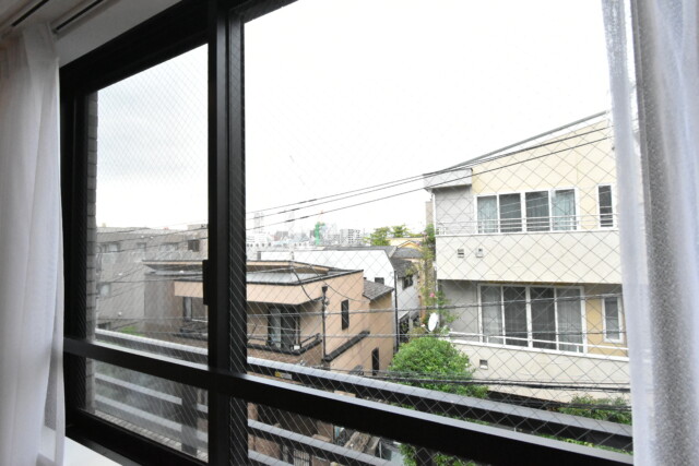 チサンマンション千石 洋室2