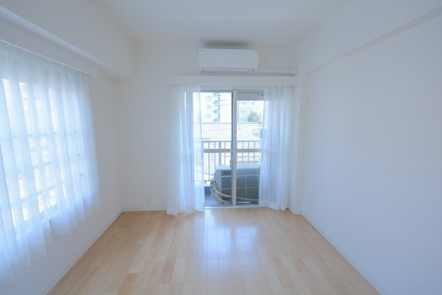 タイガー小石川ハイツ 洋室１