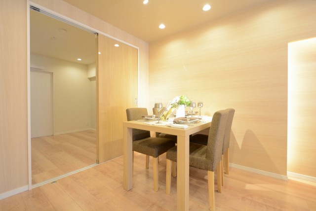 高輪中台マンション 洋室2