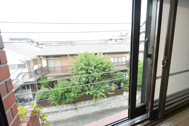 ヴィラグレイス西落合 洋室2