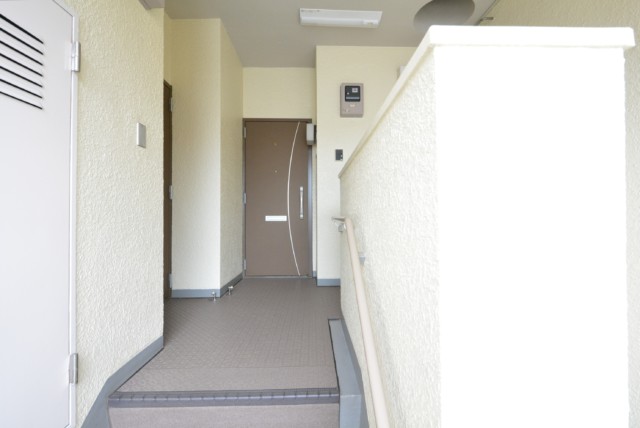 ヴィラグレイス西落合 玄関