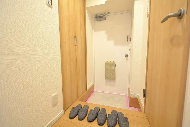 東海経堂マンション4F 玄関