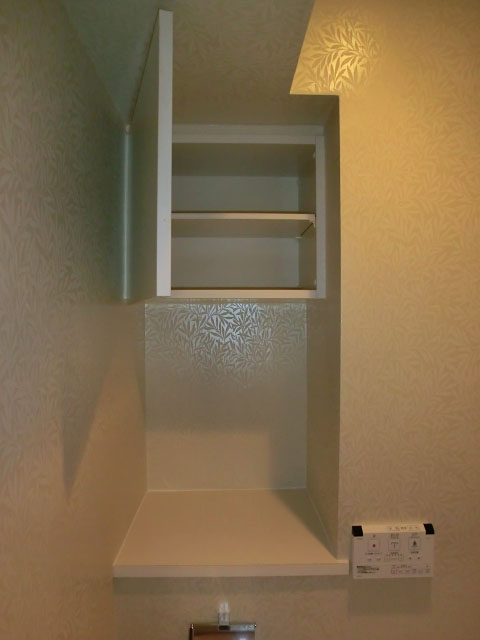 ニッチスペース＆吊戸棚