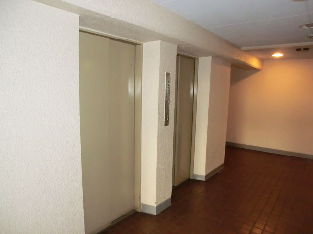 宝生ハイツ　エレベーター