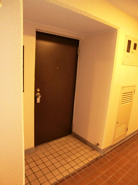 宝生ハイツ　玄関